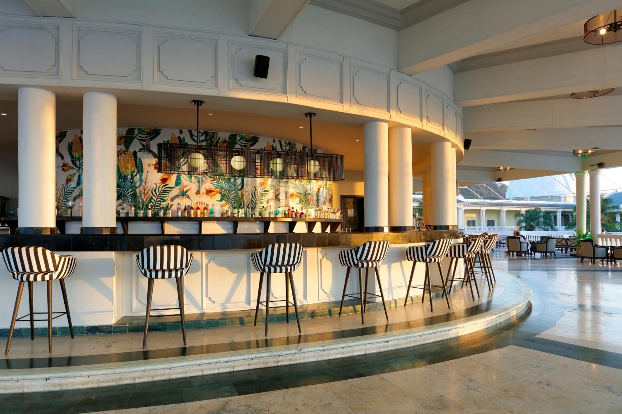The Signature Level At Grand Palladium Lady Hamilton Resort & Spa Lucea Exterior foto