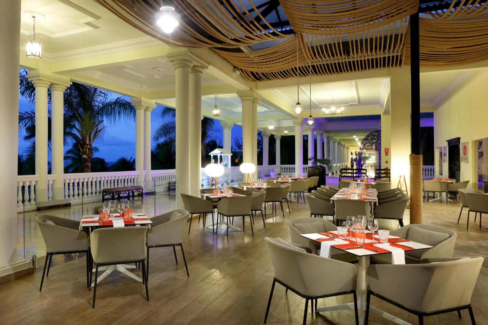 The Signature Level At Grand Palladium Lady Hamilton Resort & Spa Lucea Exterior foto